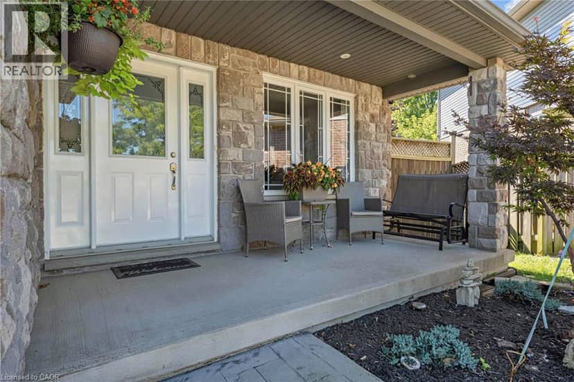125 LANGLAW Drive, Cambridge, photo 2