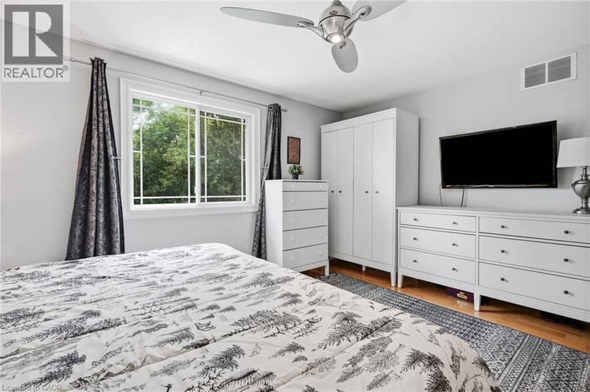 125 LANGLAW Drive — photo 17 of 39