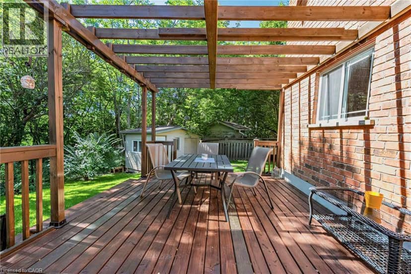 125 LANGLAW Drive — photo 32 of 39