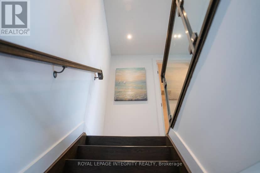 2205 - 199 Slater Street — photo 18 of 40