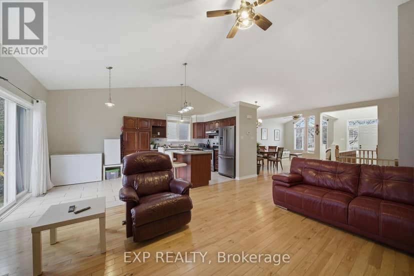 80 La Prairie Street — photo 12 of 40