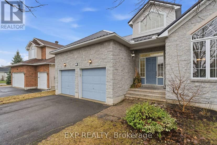 80 La Prairie Street — photo 3 of 40