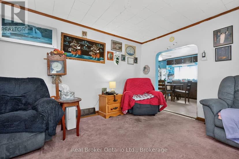 137 Fourth Street, Midland, photo 8