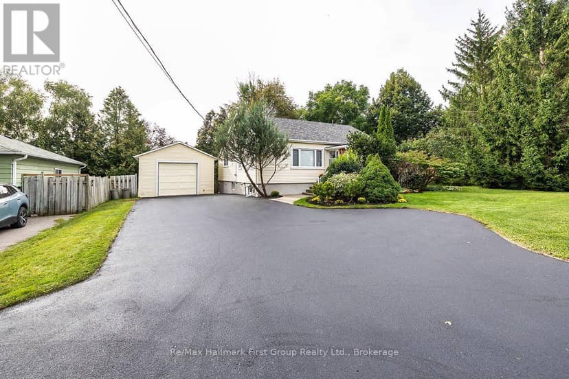 1692 Scugog Street — photo 1 of 20