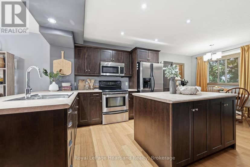 114 Bennett Street E — photo 10 of 31