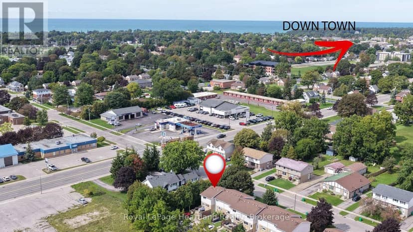 114 Bennett Street E, Goderich, photo 2
