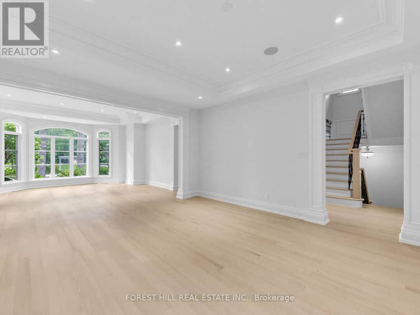 1B Carluke Crescent — photo 8 of 40
