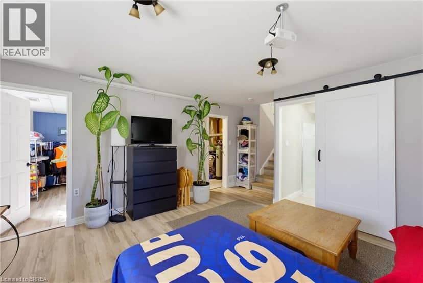 11 REDWOOD Road — photo 15 of 24