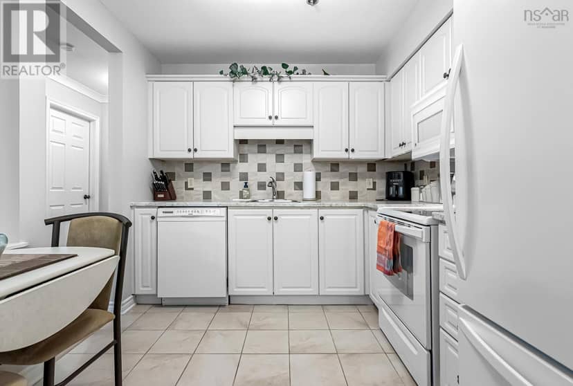 308 93 Kearney Lake Road, Halifax, photo 5