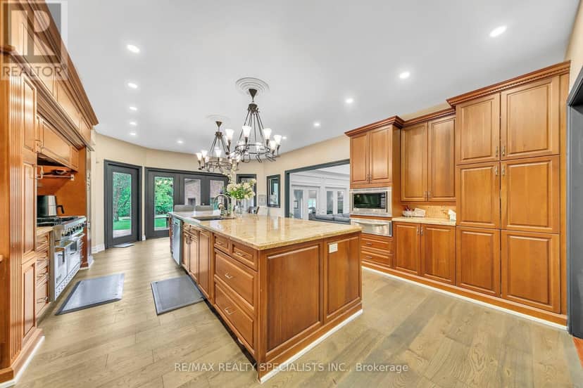 6399 Chelsea Road — photo 12 of 40
