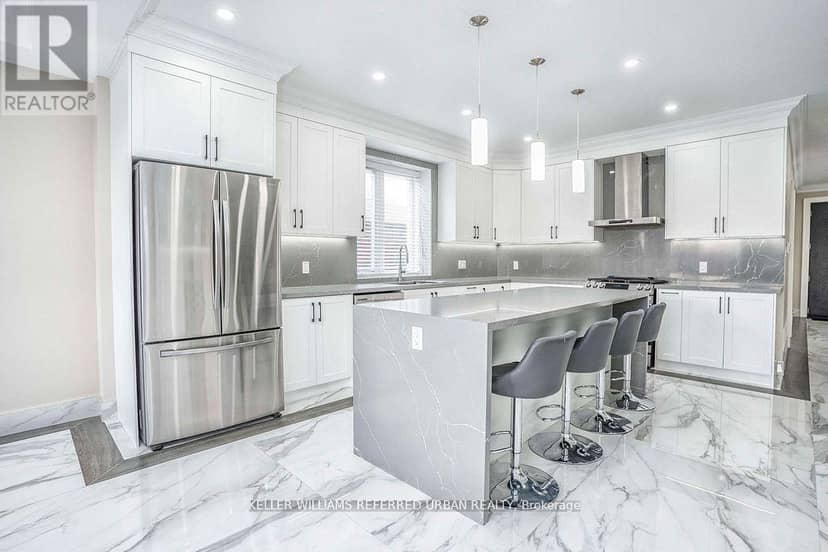 83 Floral Parkway — photo 10 of 40