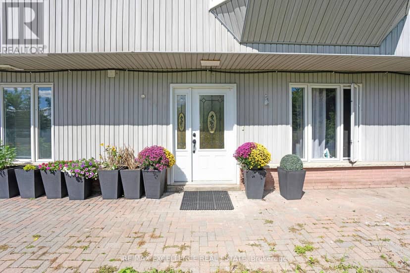 8951 Mississauga Road — photo 5 of 34
