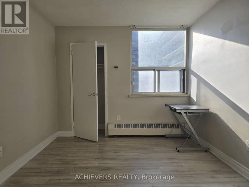 1004 - 1455 Lawrence Avenue W — photo 27 of 34