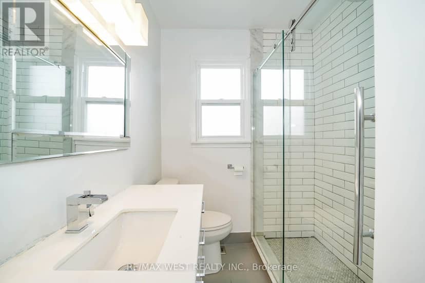 11 Helen Avenue, Toronto, photo 7