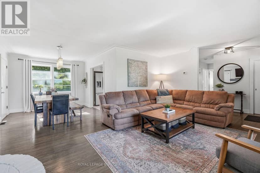 670 Thompson Road — photo 11 of 40