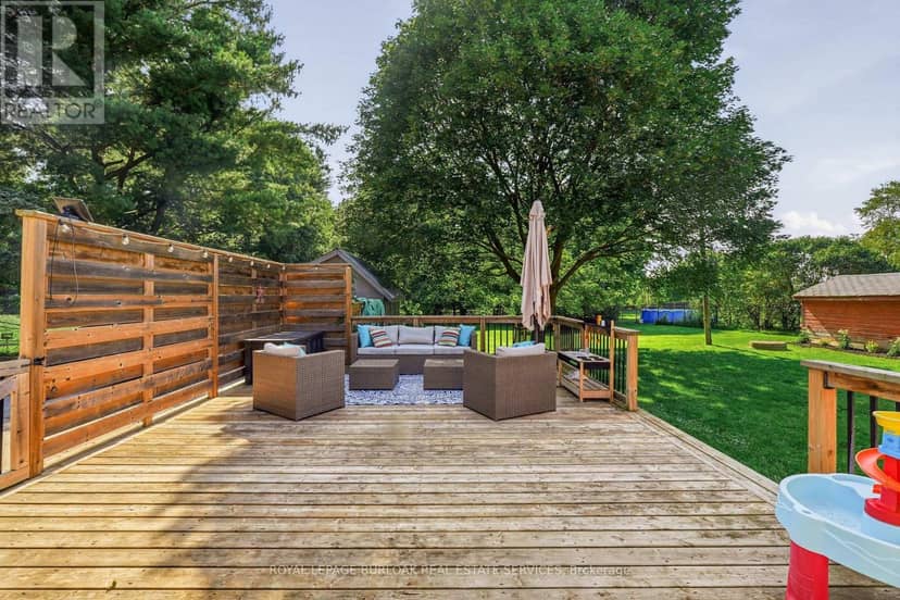 670 Thompson Road — photo 37 of 40