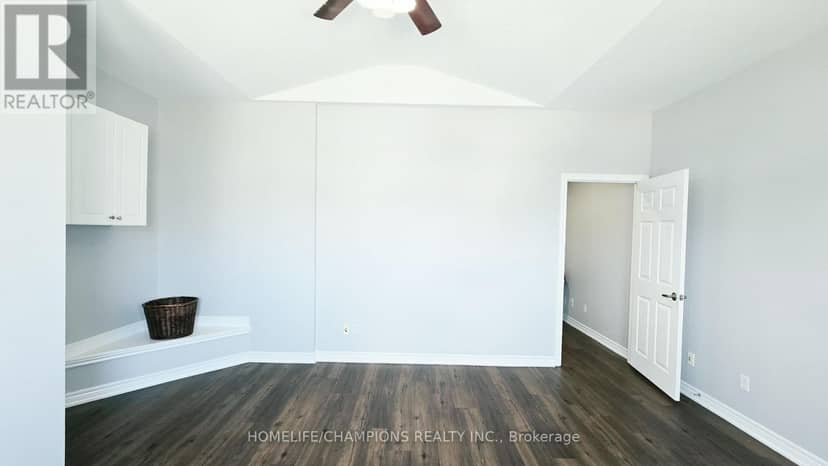159 Snowdrop Crescent — photo 33 of 40