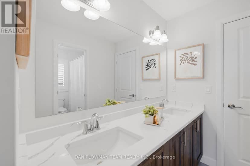 713 Latimer Way — photo 35 of 40