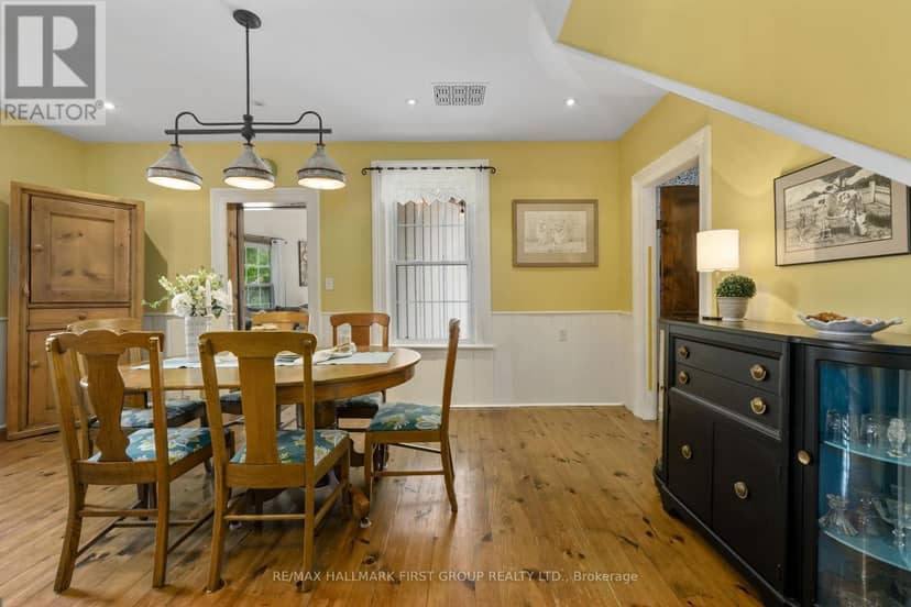 34 Croft Street — photo 10 of 40