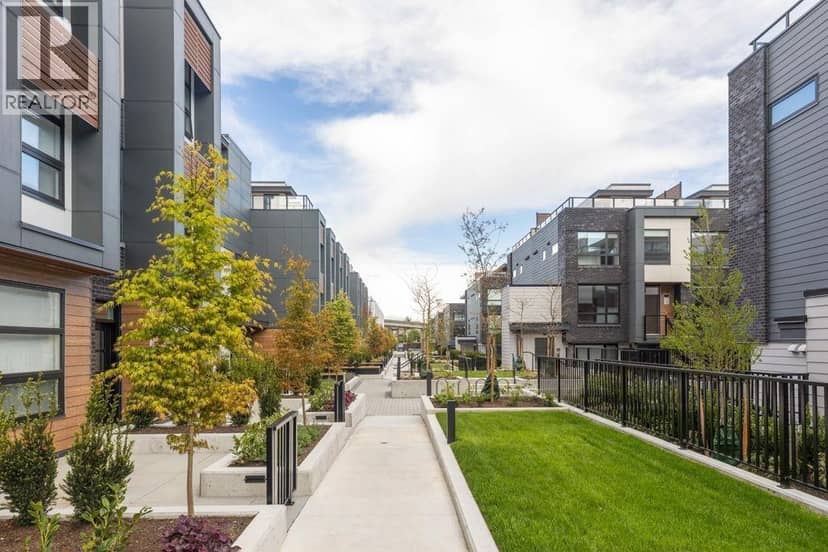 5xx 6085 IRMIN STREET, Burnaby