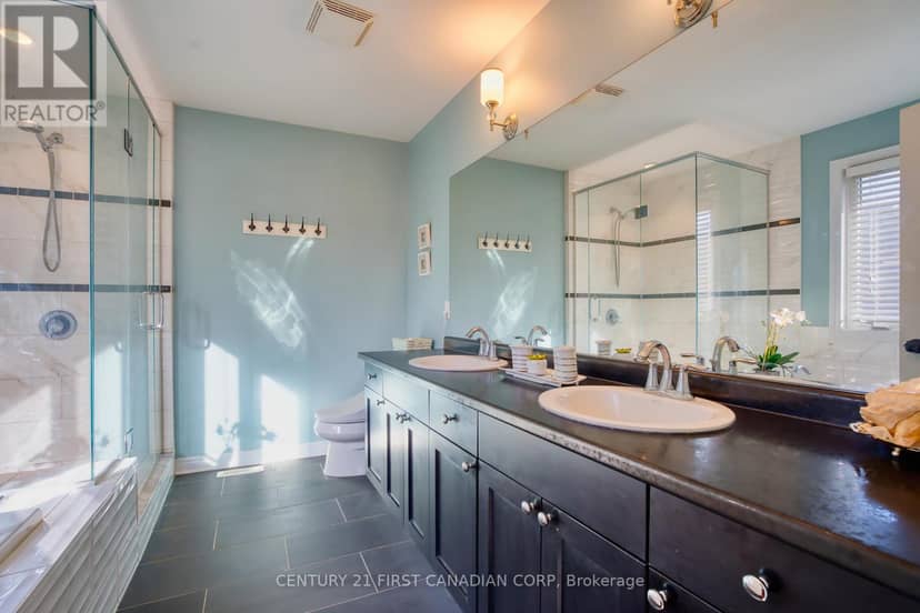 55 - 515 Skyline Avenue — photo 25 of 34