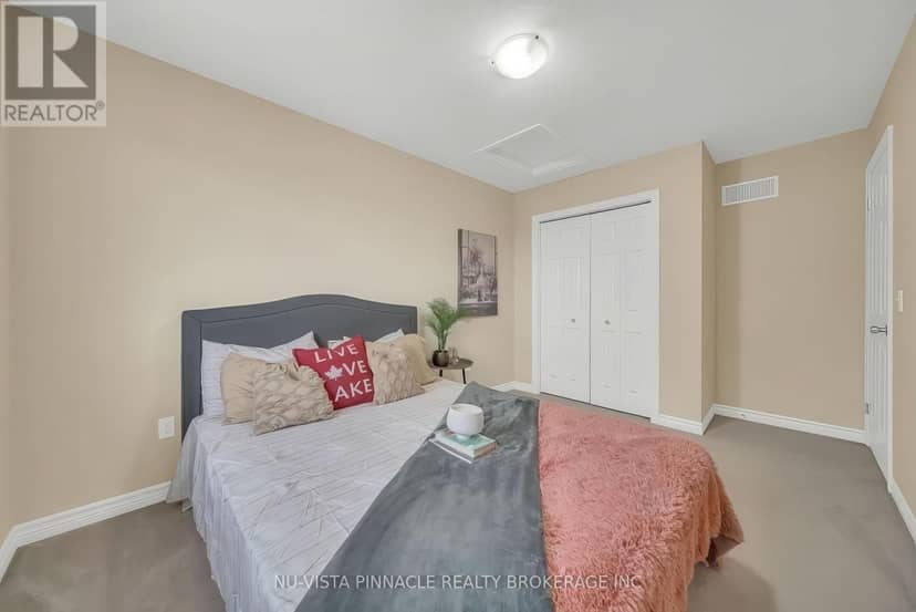 18 - 176 Ferguson Drive — photo 28 of 40