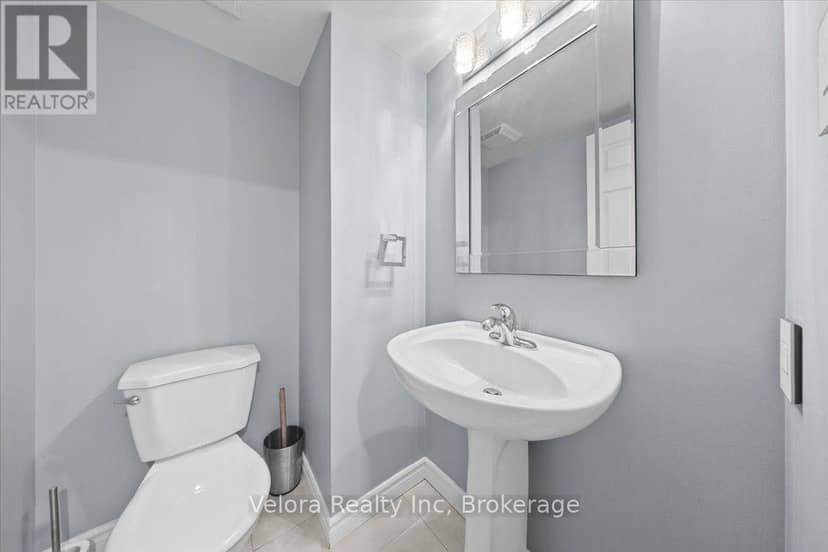 639 Lakeridge Drive — photo 11 of 26