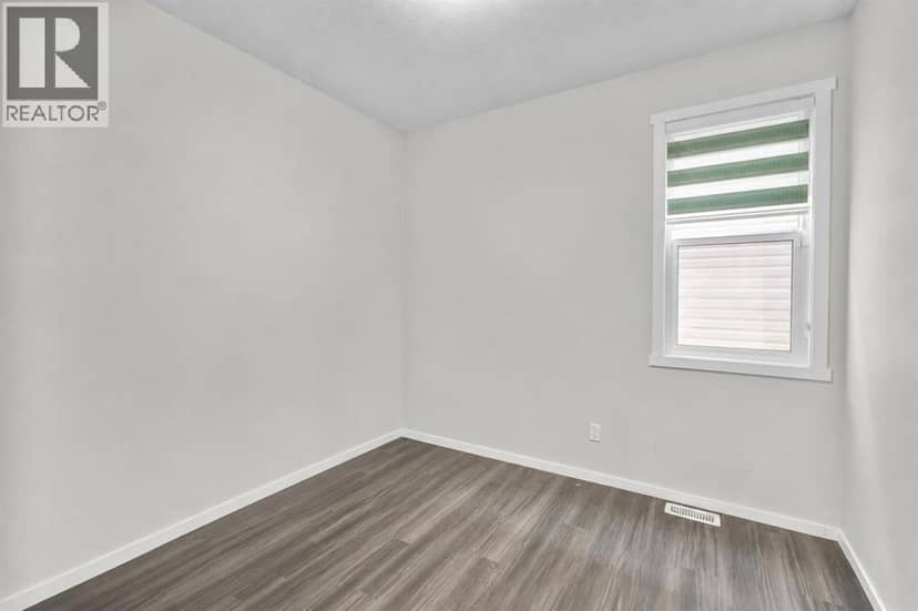 243 Savanna Lane NE, Calgary, photo 5