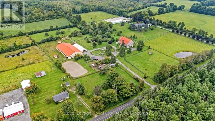 11233 2nd Line, Milton, photo 2