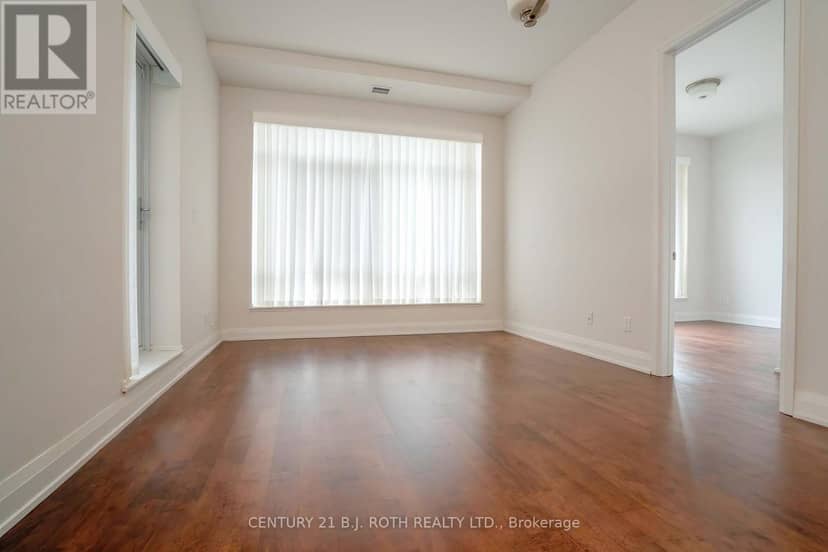 313 - 15277 Yonge Street S — photo 16 of 35