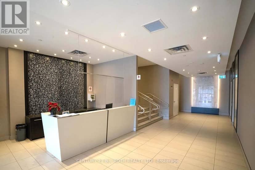 313 - 15277 Yonge Street S — photo 2 of 35