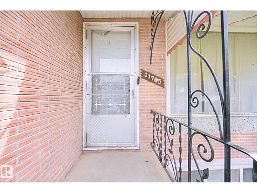 11705 81 ST NW, Edmonton, photo 3