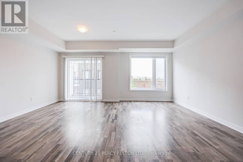 318 - 1460 Whites Road — photo 5 of 40