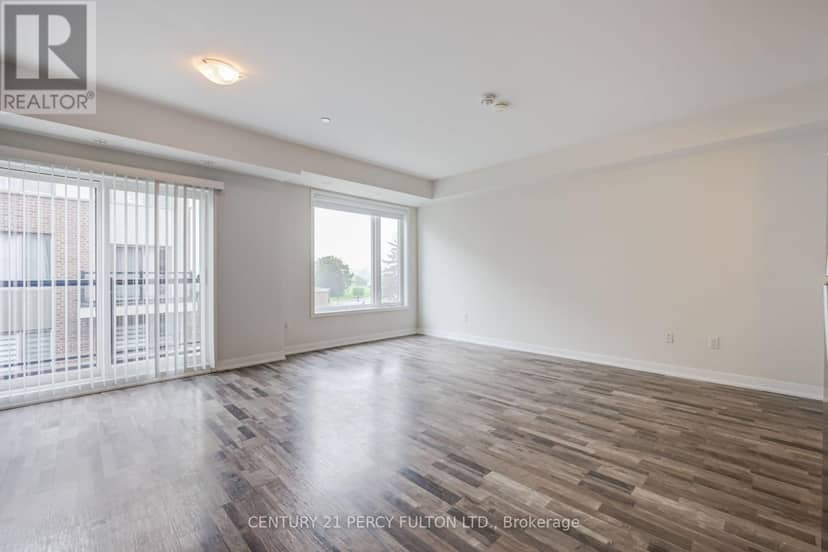 318 - 1460 Whites Road — photo 4 of 40