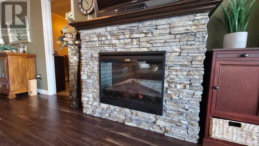 484 Red Pine DR — photo 28 of 40