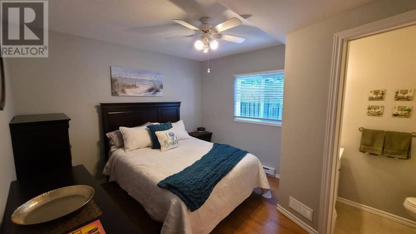 484 Red Pine DR — photo 34 of 40