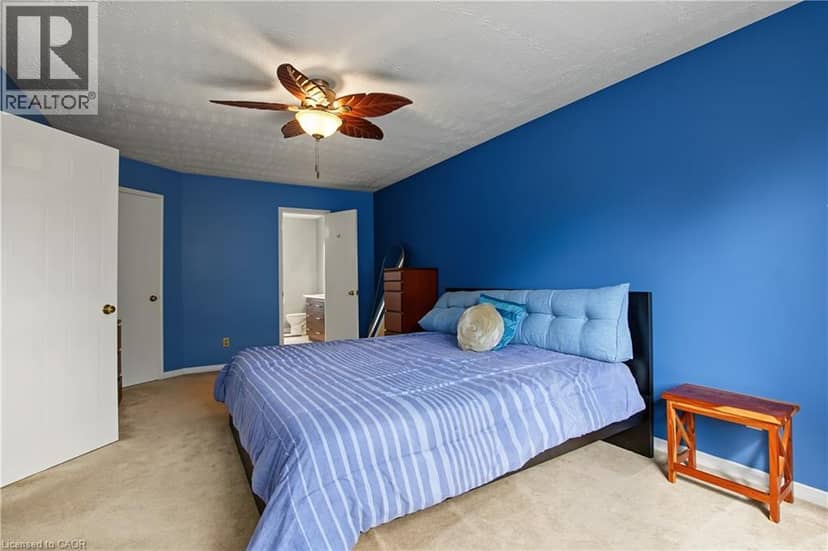 71 LINDA Drive — photo 24 of 40