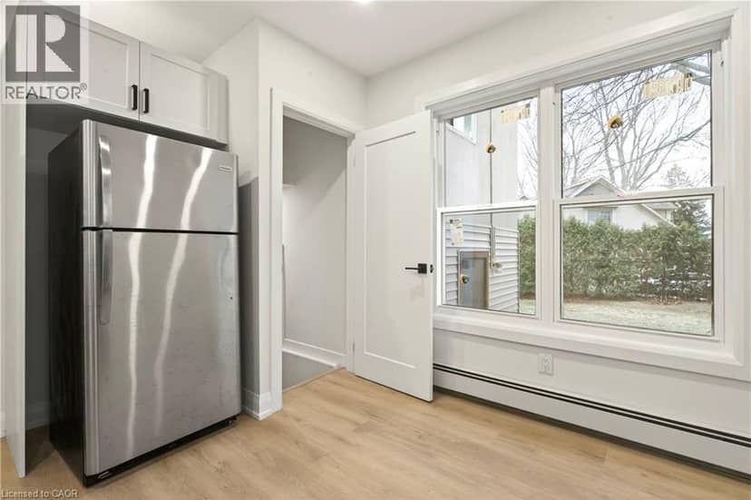1012 NORTH SHORE Boulevard E — photo 9 of 40