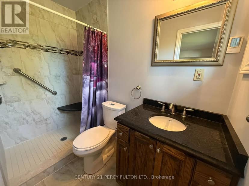 24 Southwood Crescent — photo 16 of 23