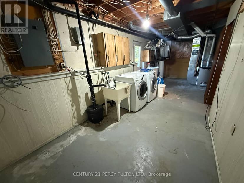 24 Southwood Crescent — photo 18 of 23