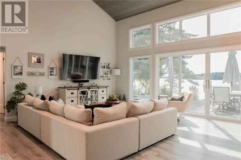 7 La Casa Del Lago Road — photo 11 of 40