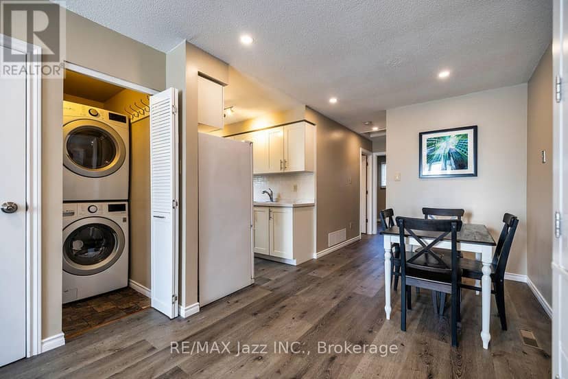 260 Lakeview Park Avenue — photo 7 of 31
