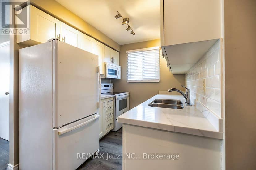 260 Lakeview Park Avenue — photo 8 of 31