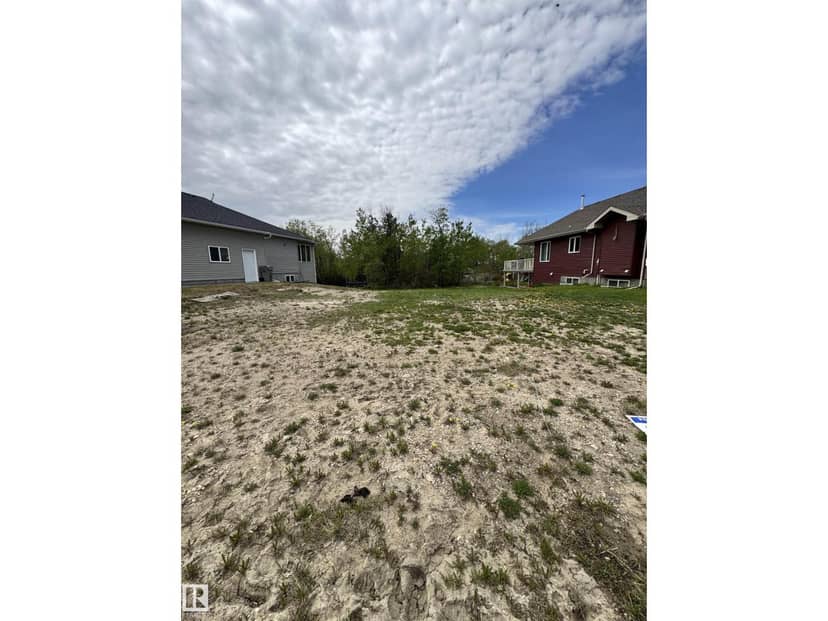 14 Whitetail PT, Mundare, photo 4