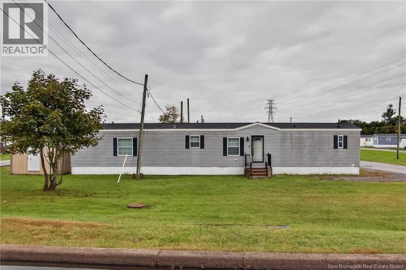 3 Daisy Street — photo 2 of 29