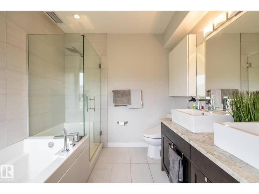 #122 5151 Windermere BV SW — photo 12 of 40