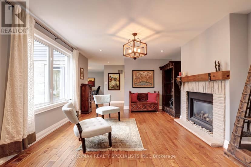 1301 Gatehouse Drive, Mississauga, photo 6