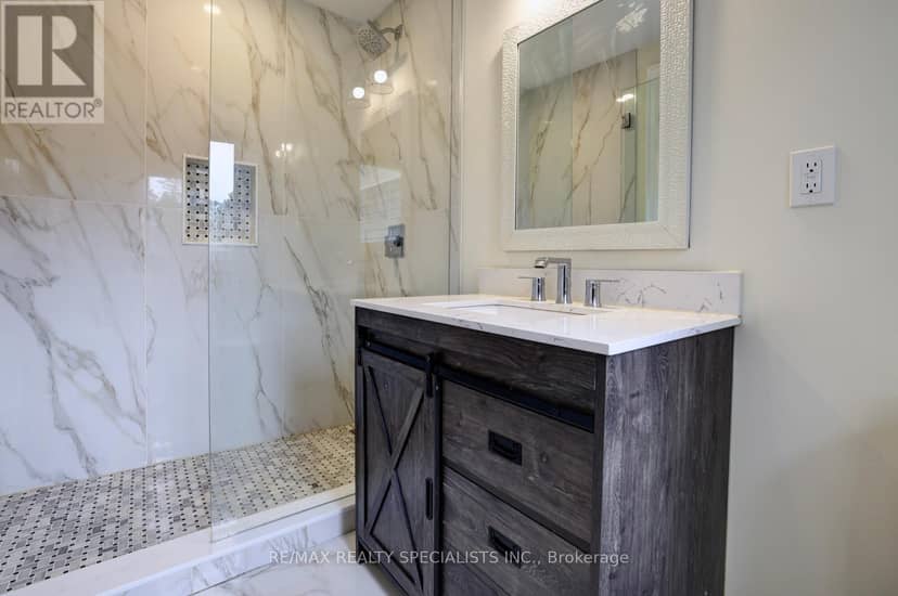 1301 Gatehouse Drive — photo 33 of 40