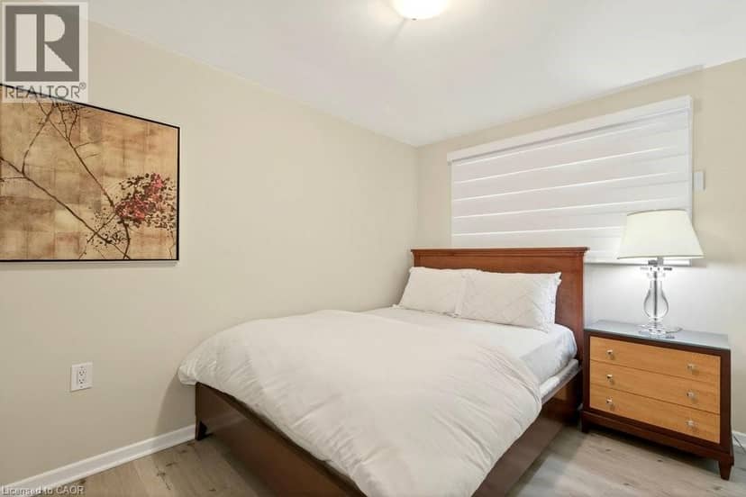 20 ST CHARLES Drive — photo 10 of 26