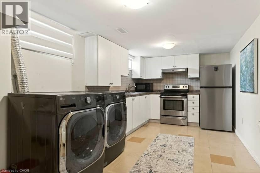 20 ST CHARLES Drive — photo 13 of 26